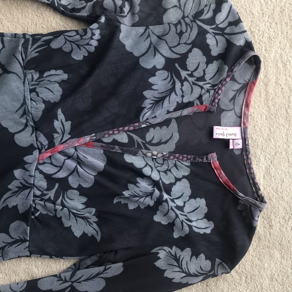 Sweet Pea empire waist long sleeve top - Picture 3 of 7